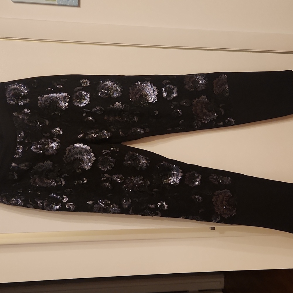BCBG Karoline Elegant Sequined Black Floral Women's Pants